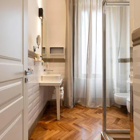 Vanity Navona Отель 2*