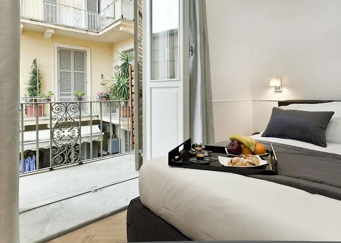 Vanity Navona Hotel 2*