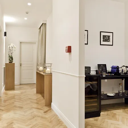 Vanity Navona Hotell