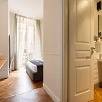 Vanity Navona 2*