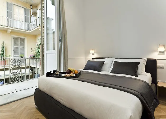 Vanity Navona ローマ